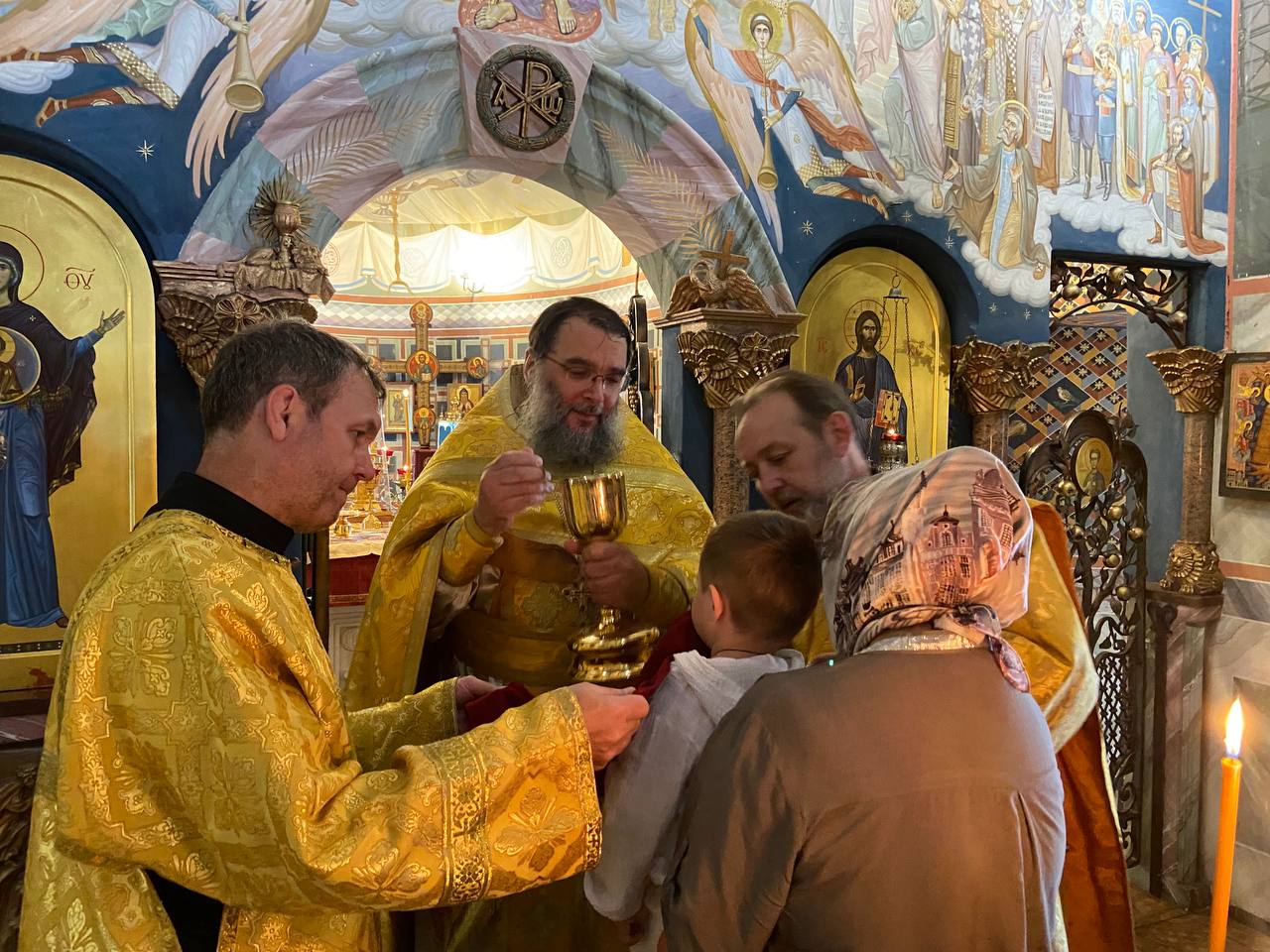 Литургия в Знаменской церкви